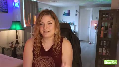   online show from October 2025 08:09:02 PM