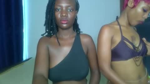 peach_ebonny online show from April 2026 10:00:01 AM