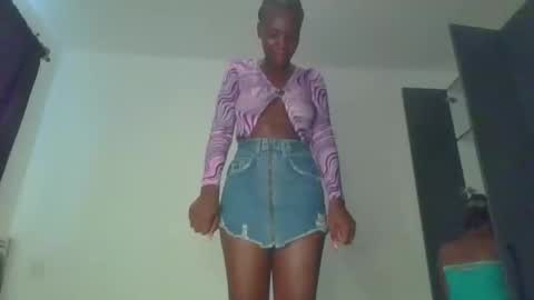 peach_ebonny online show from April 2026 12:29:02 PM