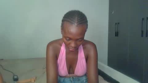 peach_ebonny online show from May 2026 12:10:01 PM