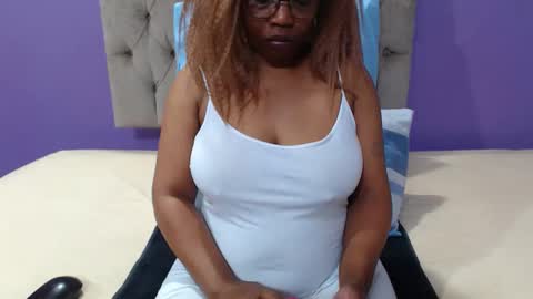 Snapshot of peachassxx chatting on May 2026 05:23:02 AM peachy online show from May 2026 05:23:02 AM