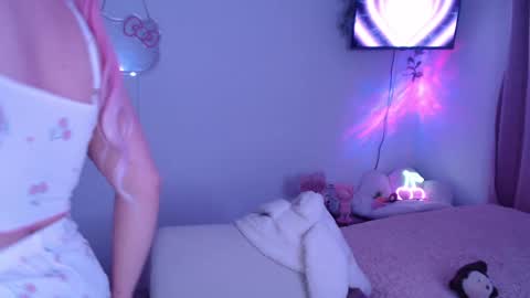 Snapshot of peacherry_ chatting on February 2025 01:34:01 AM peacherry_ online show from February 2025 01:34:01 AM