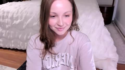 Lili online show from October 2025 02:42:02 AM