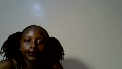Snapshot of peachy_ebony chatting on November 2025 02:35:01 AM peachy_ebony online show from November 2025 02:35:01 AM