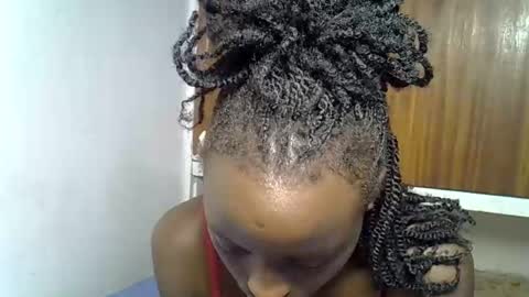 Snapshot of peachy_ebony chatting on November 2025 02:39:02 AM peachy_ebony online show from November 2025 02:39:02 AM
