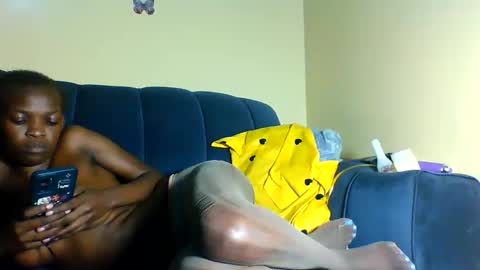 Snapshot of peachy_mummie chatting on November 2025 06:24:02 AM peachie online show from November 2025 06:24:02 AM