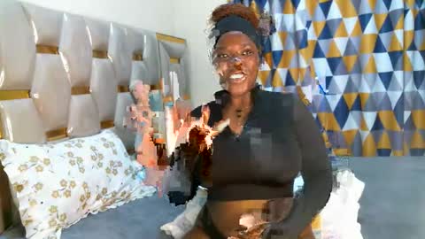 Peachy online show from November 2025 02:18:01 PM