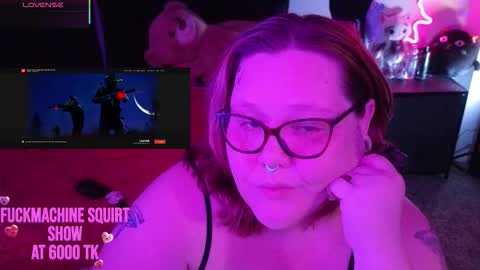 Snapshot of peachynessa chatting on March 2026 09:23:01 AM Peachy Nessa online show from March 2026 09:23:01 AM