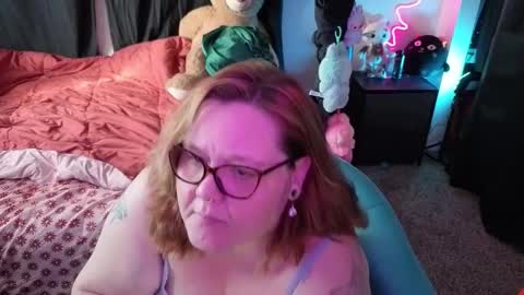 Snapshot of peachynessa chatting on March 2026 11:09:01 PM Peachy Nessa online show from March 2026 11:09:01 PM