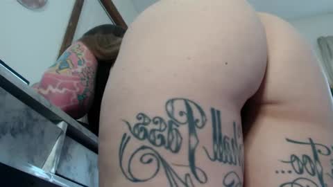 Snapshot of peachyykat chatting on March 2025 01:59:02 PM kat online show from March 2025 01:59:02 PM