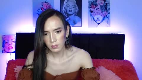 pearlatin online show from January 2026 10:36:01 PM