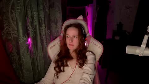 Adelina online show from April 2026 06:18:01 AM