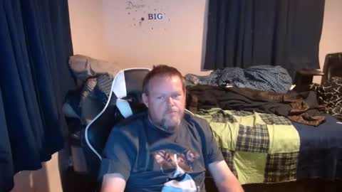 Snapshot of pecker40 chatting on December 2024 09:54:02 PM pecker40 online show from December 2024 09:54:02 PM