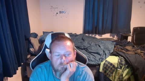 Snapshot of pecker40 chatting on January 2025 10:13:02 PM pecker40 online show from January 2025 10:13:02 PM