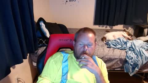 Snapshot of pecker40 chatting on September 2025 02:26:01 AM pecker40 online show from September 2025 02:26:01 AM