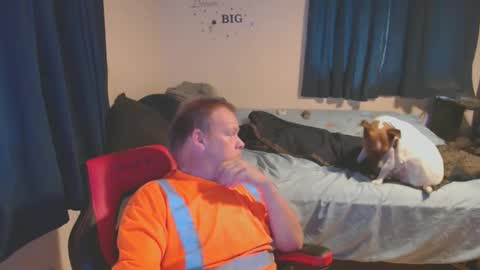 Snapshot of pecker40 chatting on October 2025 07:46:02 PM pecker40 online show from October 2025 07:46:02 PM