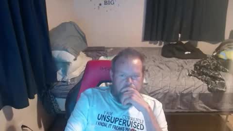 pecker40 online show from April 2026 12:37:01 AM