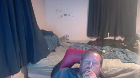 pecker40 online show from May 2026 04:07:02 AM