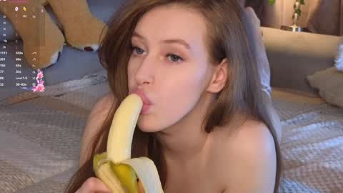 Snapshot of peek_in_my_window chatting on January 2025 07:13:02 PM tony online show from January 2025 07:13:02 PM