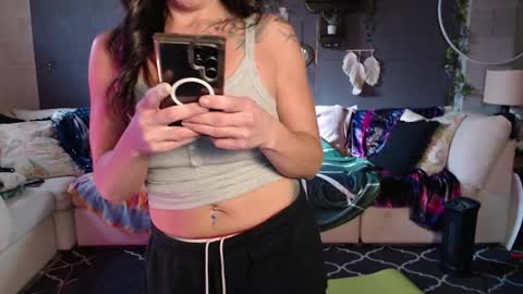 NEXT CHILL SESH  1130 930pm -ish PEEK online show from December 2025 03:17:02 PM