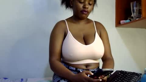 Snapshot of peekyshams chatting on September 2025 05:40:01 AM peekyshams online show from September 2025 05:40:01 AM