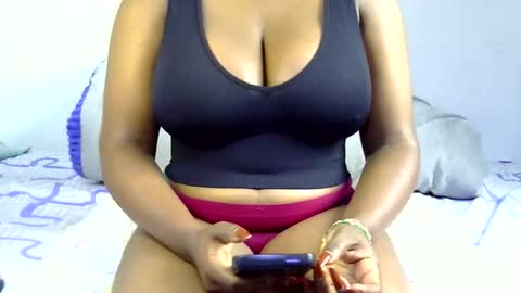 Snapshot of peekyshams chatting on November 2025 12:07:01 PM peekyshams online show from November 2025 12:07:01 PM