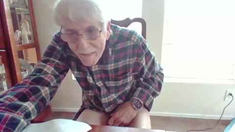 Snapshot of pem1650 chatting on October 2025 08:18:01 PM pem1650 online show from October 2025 08:18:01 PM