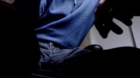 Snapshot of pem1650 chatting on November 2025 09:53:01 PM pem1650 online show from November 2025 09:53:01 PM