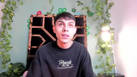 jazmin y kevin online show from April 2026 12:24:02 AM