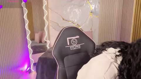 penelope online show from March 2026 03:12:02 AM