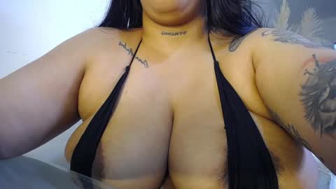 Snapshot of pennyomelons chatting on November 2025 05:24:01 PM My onlyfans online show from November 2025 05:24:01 PM