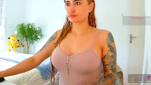 Hi Im Penelope  better vibrations  1111 online show from July 2026 08:19:02 AM