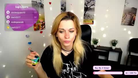 Snapshot of peppymia chatting on November 2025 07:29:02 AM Mia online show from November 2025 07:29:02 AM