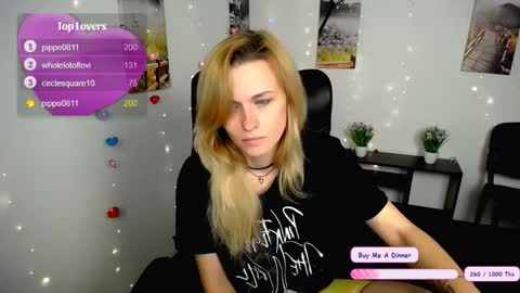 Snapshot of peppymia chatting on November 2025 07:08:02 AM Mia online show from November 2025 07:08:02 AM