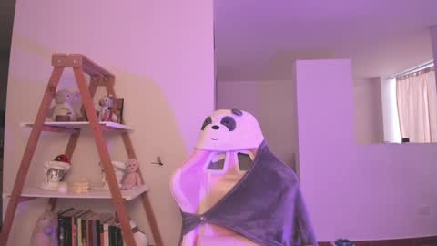 Sarah Ana Banana online show from January 2025 10:59:01 PM