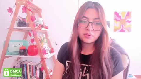 Sarah Ana Banana online show from October 2025 08:49:01 PM