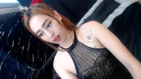 Snapshot of perfect_suckerqueen69 chatting on October 2025 12:51:02 AM Sweet Gwen online show from October 2025 12:51:02 AM