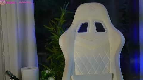 Snapshot of perfectt33n chatting on December 2024 09:33:02 AM Dee online show from December 2024 09:33:02 AM