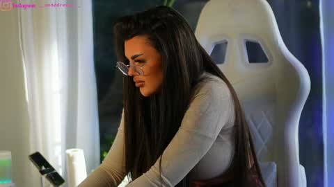 Snapshot of perfectt33n chatting on January 2025 09:41:01 AM Dee online show from January 2025 09:41:01 AM