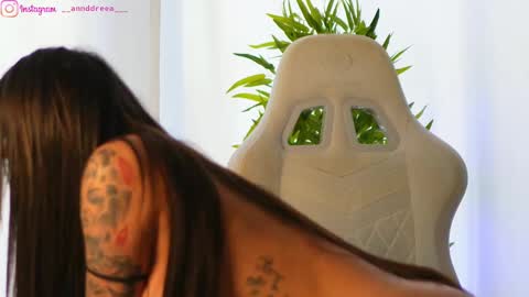 Snapshot of perfectt33n chatting on February 2025 09:34:02 AM Dee online show from February 2025 09:34:02 AM