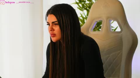 Snapshot of perfectt33n chatting on February 2025 09:00:02 AM Dee online show from February 2025 09:00:02 AM