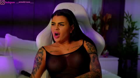 Snapshot of perfectt33n chatting on September 2025 03:23:01 PM Dee online show from September 2025 03:23:01 PM