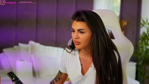 Snapshot of perfectt33n chatting on October 2025 11:38:02 AM Dee online show from October 2025 11:38:02 AM