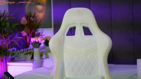 Snapshot of perfectt33n chatting on November 2025 02:06:01 PM Dee online show from November 2025 02:06:01 PM