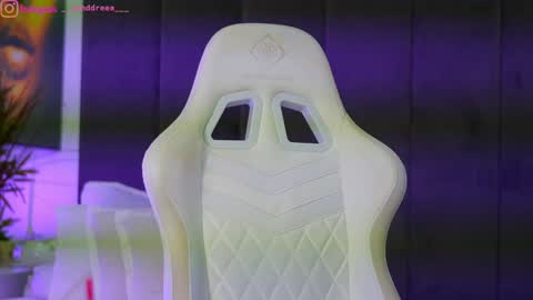 Snapshot of perfectt33n chatting on November 2025 04:19:02 PM Dee online show from November 2025 04:19:02 PM