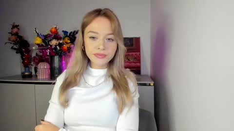 Cindy online show from October 2025 06:25:01 AM