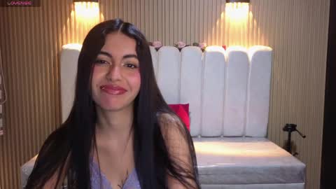 perla_lovely online show from April 2026 12:09:02 PM