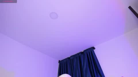 Snapshot of perlaa7 chatting on November 2025 09:46:02 PM Perla online show from November 2025 09:46:02 PM