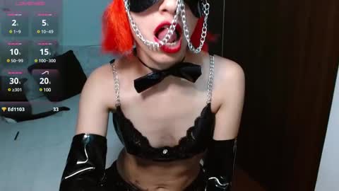 Snapshot of persefone_fire chatting on December 2024 11:02:02 PM persefone_fire online show from December 2024 11:02:02 PM