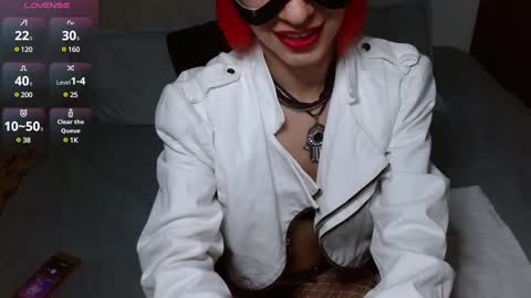 Snapshot of persefone_fire chatting on January 2025 10:56:02 PM persefone_fire online show from January 2025 10:56:02 PM